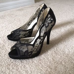 Black Lace Detailed Heels